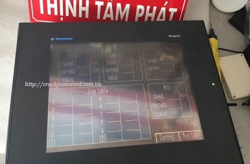 sua-man-hinh-hmi-schneider